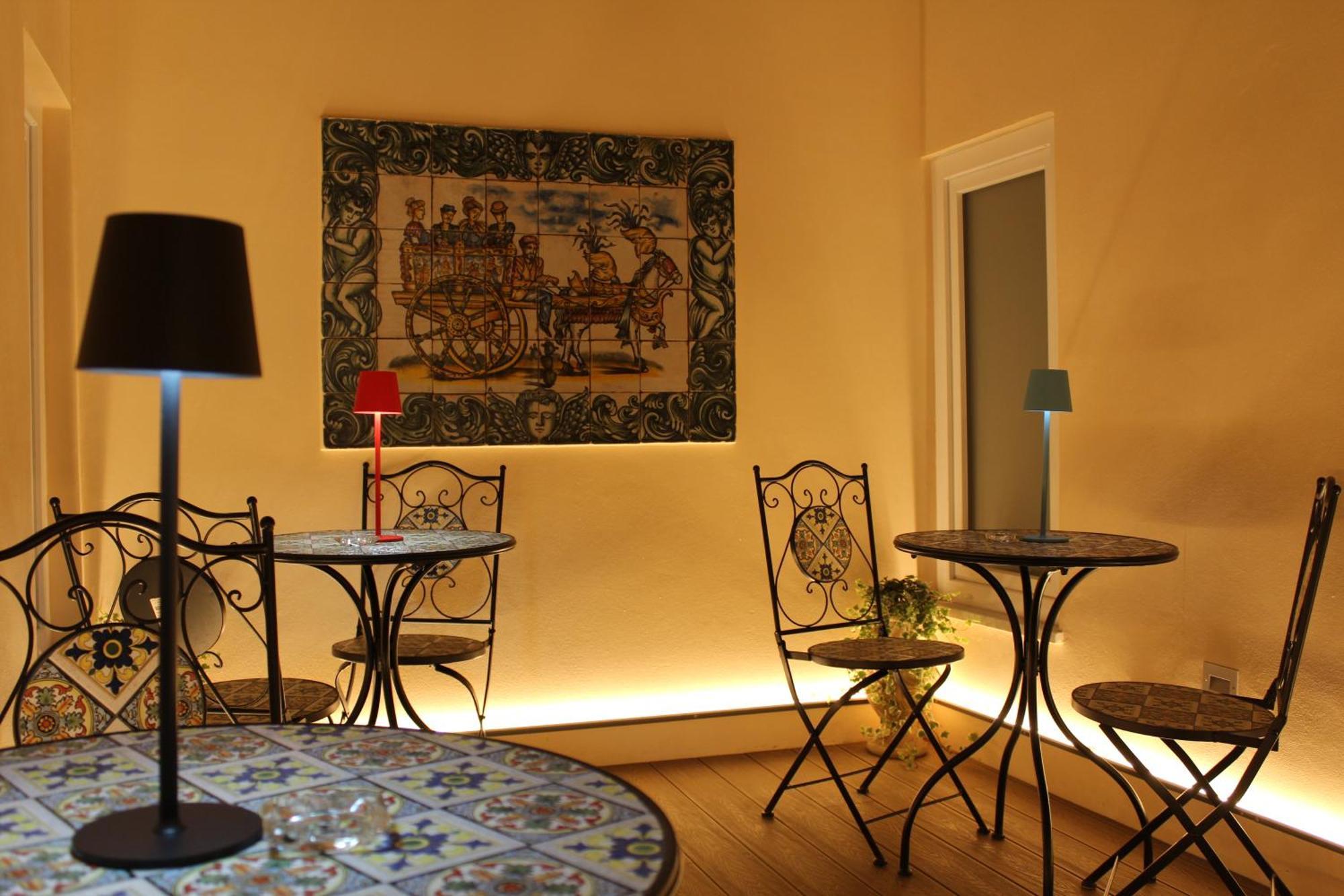 Falstaff Rooms & Suites Палермо Екстериор снимка