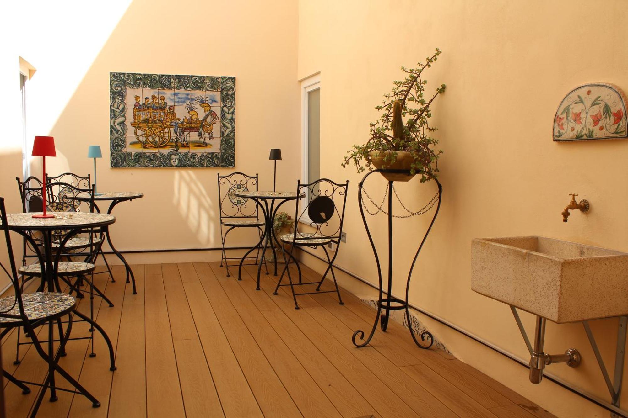 Falstaff Rooms & Suites Палермо Екстериор снимка